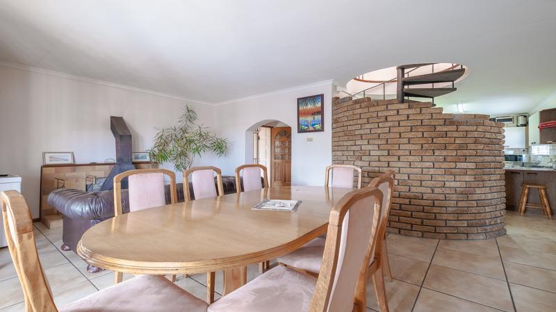 6 Bedroom Property for Sale in Parow North Western Cape